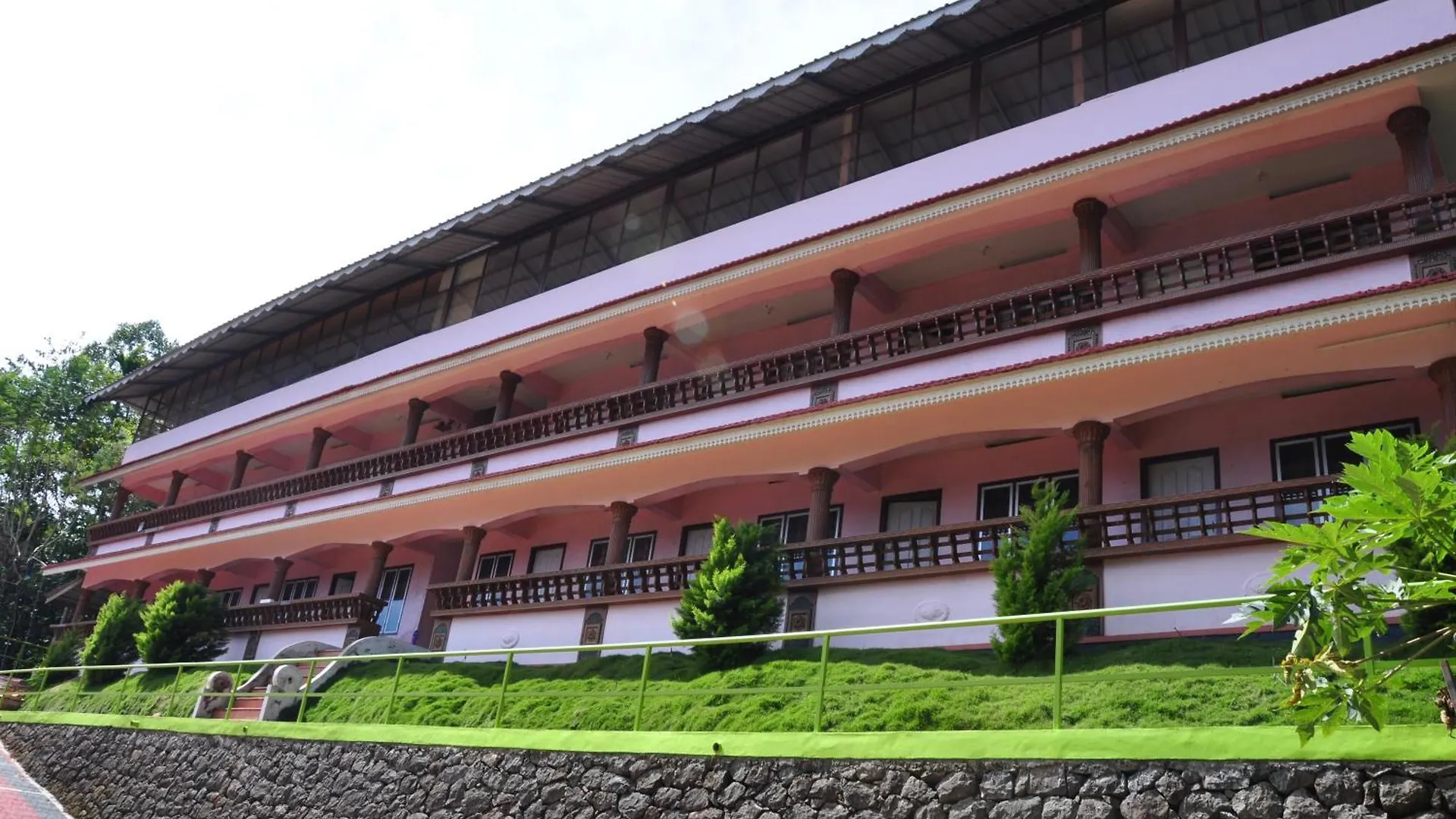 Ashramam Health Resort Kattappana