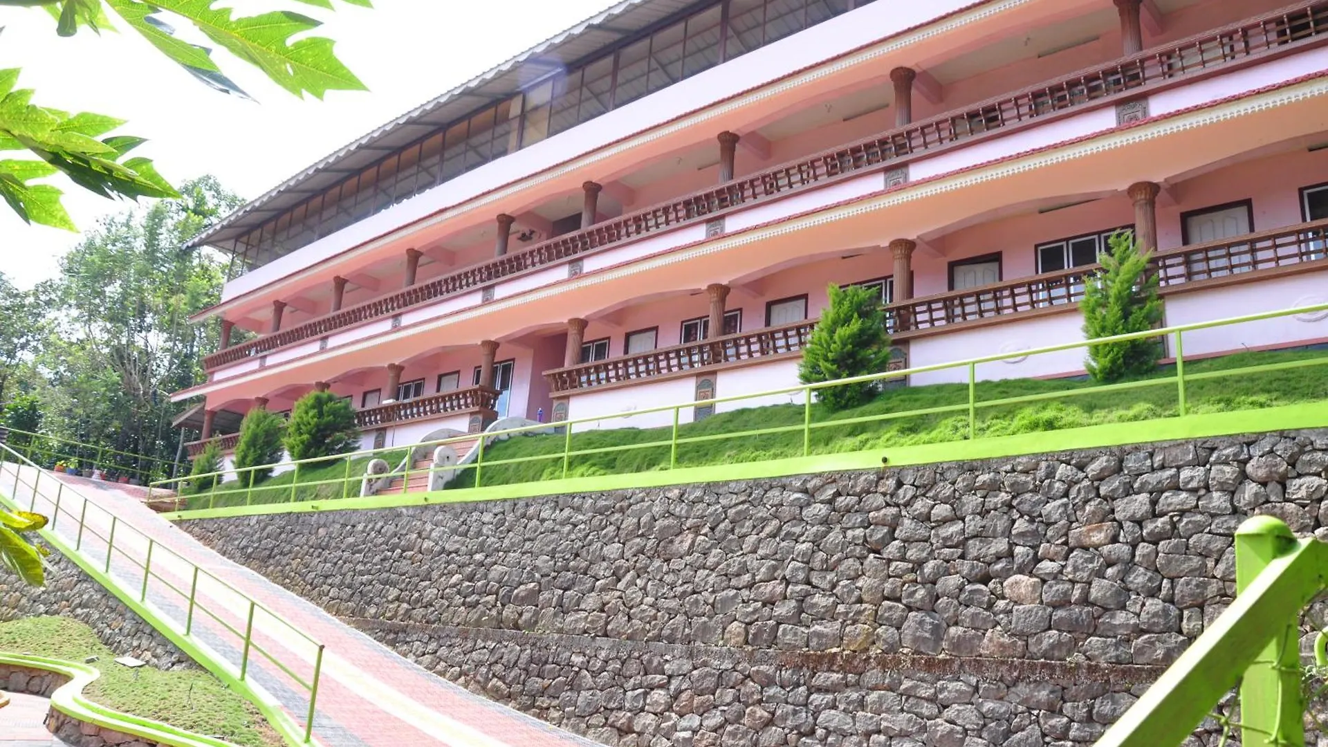 Ashramam Health Resort Kattappana